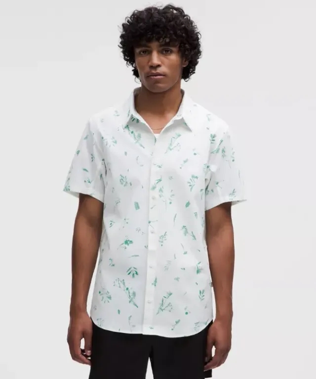 lululemon – Men's Airing Easy Short-Sleeve Shirt – Color White – Size L