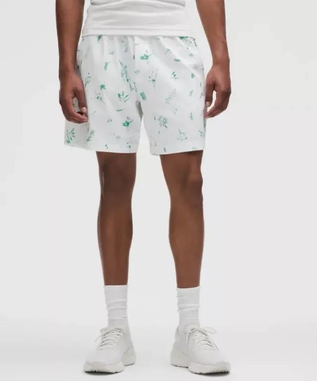 lululemon – Men's ABC Pull-On Shorts – 7" – Color White – Size L