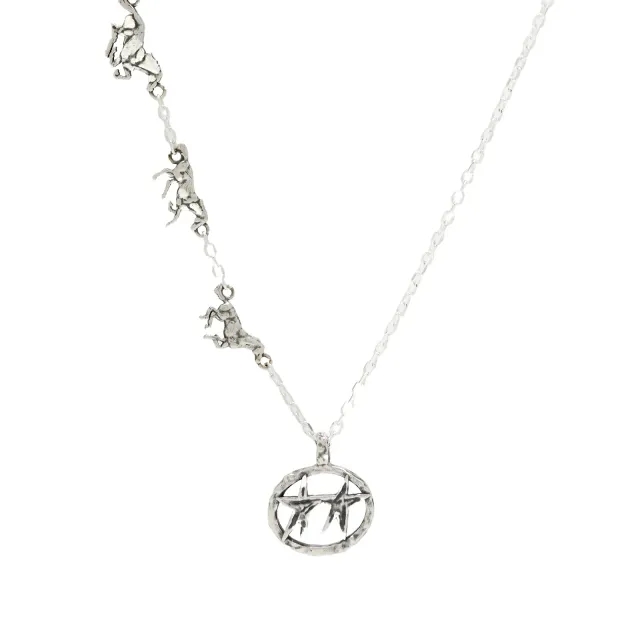 TwoJeys Men's Superstar Three Horse Necklace Silver