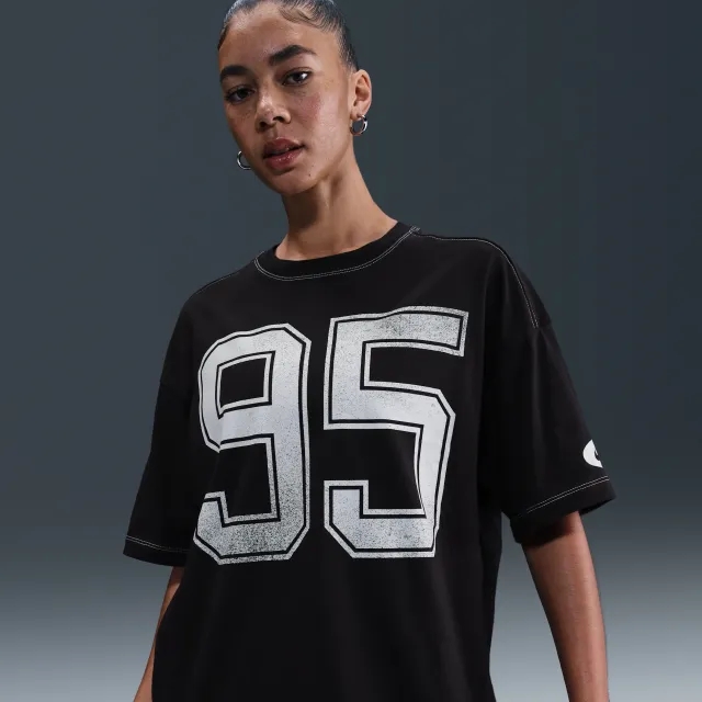 Nike Sportswear Women's Short-sleeve T-shirt - Black