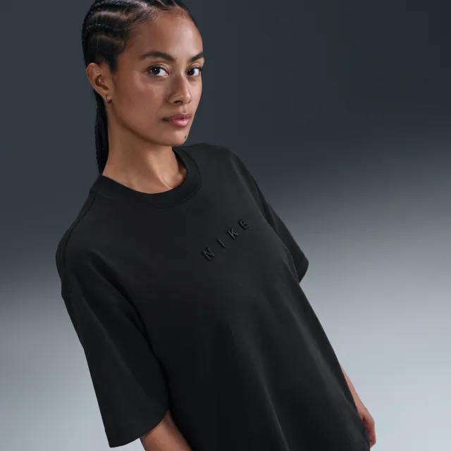 Nike Sportswear Women's Oversized Short-Sleeve T-Shirt - Black