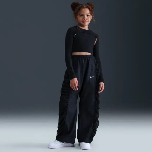 Nike Sportswear Girls' Woven Trousers - Black