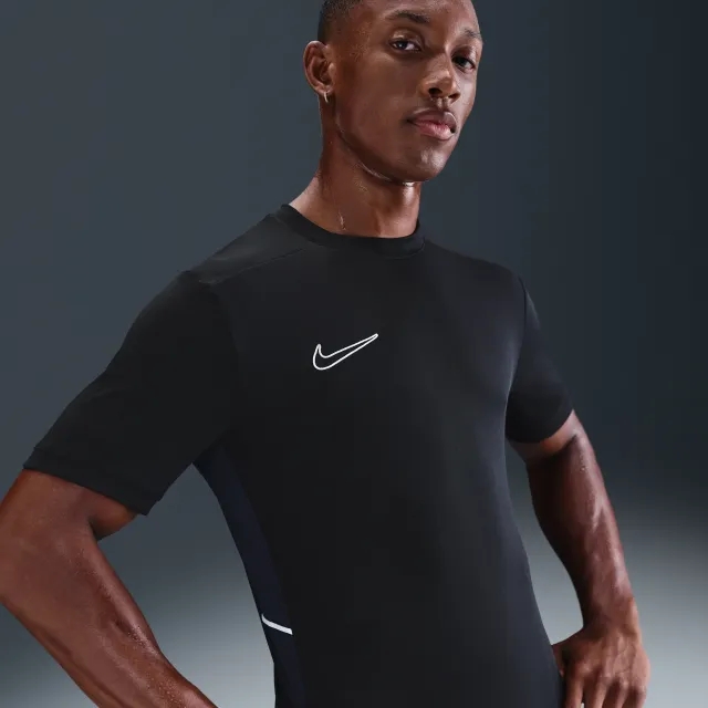 Nike Academy Men's Dri-FIT Short-Sleeve Football Top - Black - Sustainable Materials