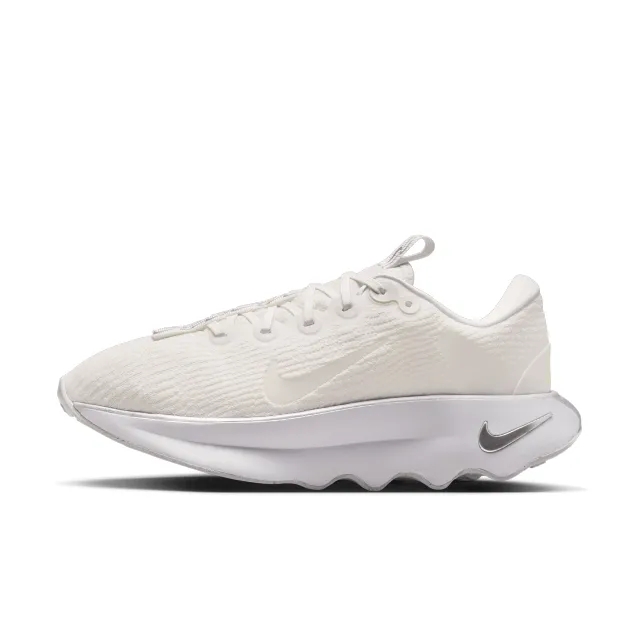 Nike Motiva Women's Walking Shoes - White
