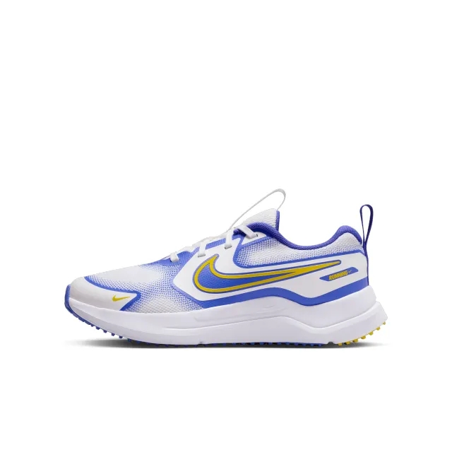 Nike Cosmic Runner Older Kids' Road Running Shoes - White - Recycled Content Minimum