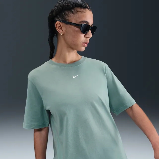 Nike Sportswear Essential Women's T-Shirt - Green - Organic Cotton Minimum