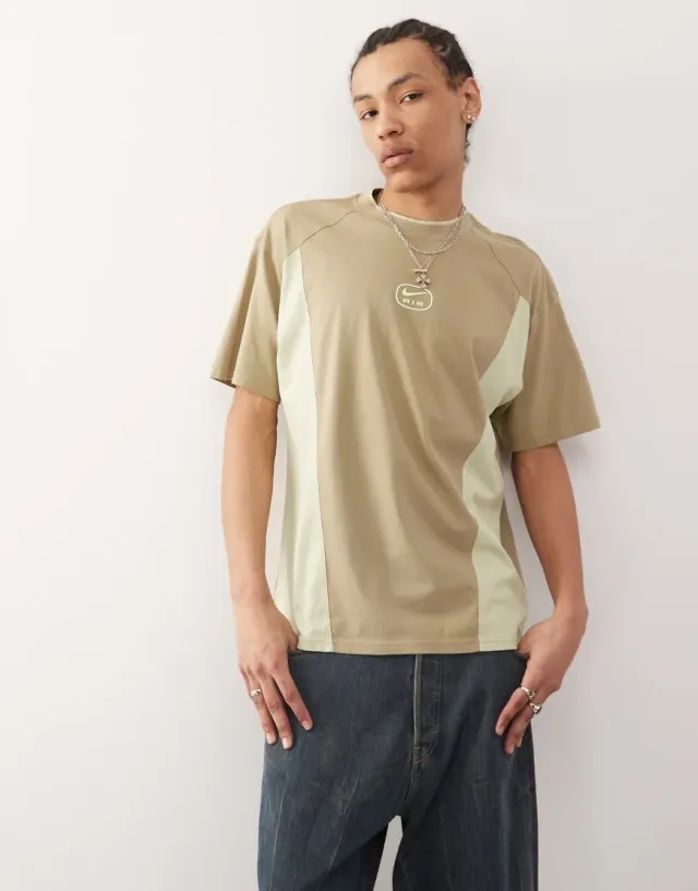 Nike Air T-Shirt In Khaki-Green