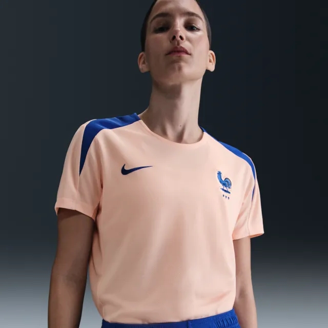 FFF Strike Women's Nike Dri-FIT Football Short-Sleeve Top - Pink - Polyester