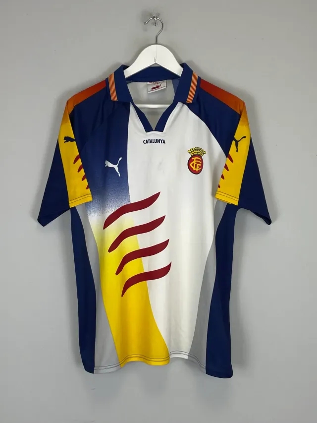 CULT KITS - 2002 CATALUNYA HOME SHIRT (M) PUMA