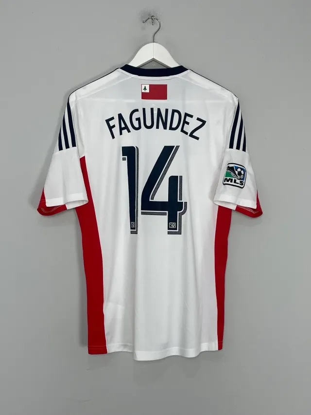 CULT KITS - 2013/14 NEW ENGLAND REVOLUTION FAGUNDEZ #14 AWAY SHIRT (M) ADIDAS