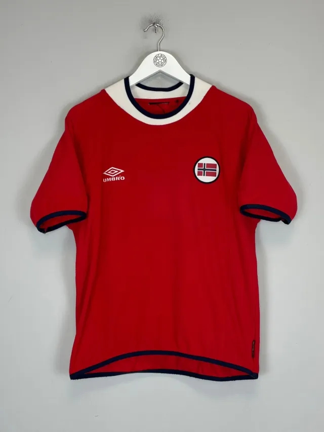 2000/02 NORWAY HOME SHIRT (S) UMBRO | Cult Kits