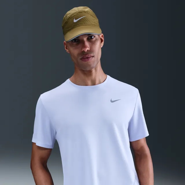 Nike Miler Men's Dri-FIT UV Short-Sleeve Running Top - Grey - Polyester