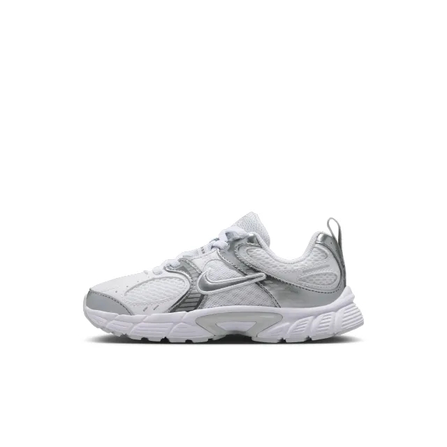 Nike V5 RNR Younger Kids' Shoes - White