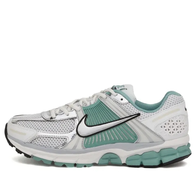 Nike Women's Zoom Vomero 5 News W Sneaker White/Grey/Platinum