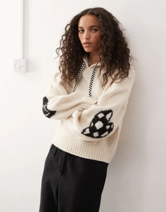 Vans  W KAWAII SWEATER HOODIE  women's Sweatshirt in White