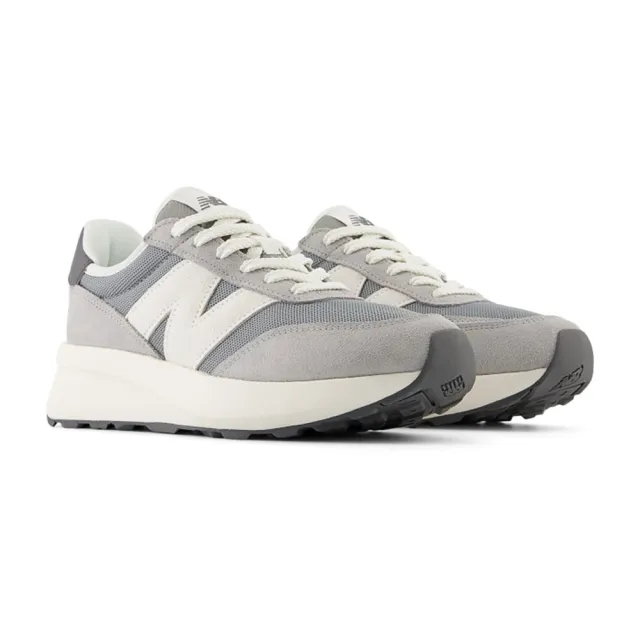 New Balance 370 Trainers