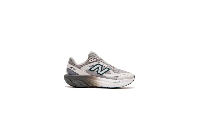 New Balance Unisex Fresh Foam Trainer in Grey/Blue Mesh