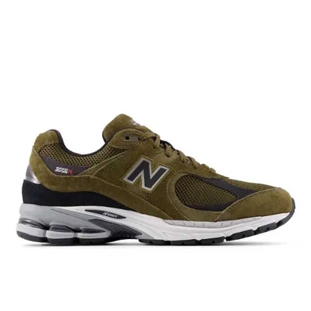 New Balance Unisex 2002R in Brown/Black Suede/Mesh
