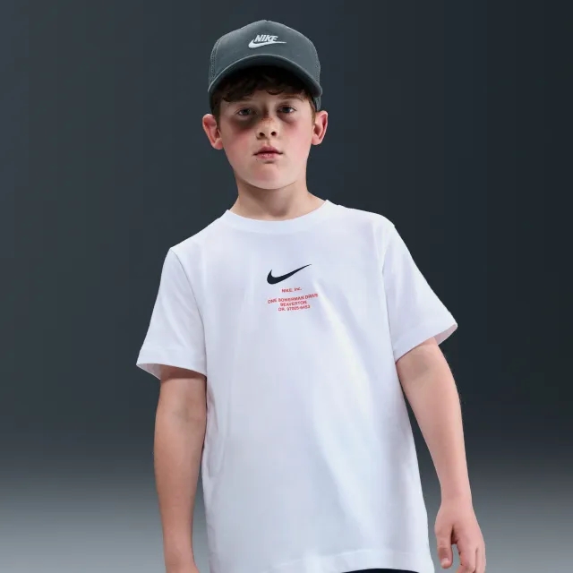 Nike Sportswear Older Kids' (Boys') T-Shirt - White