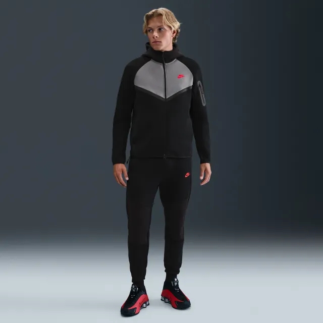 Nike Tech Men's Fleece Joggers - Black - Sustainable Materials