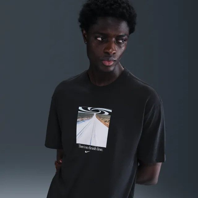 Nike Sportswear Men's Max90 T-Shirt - Black