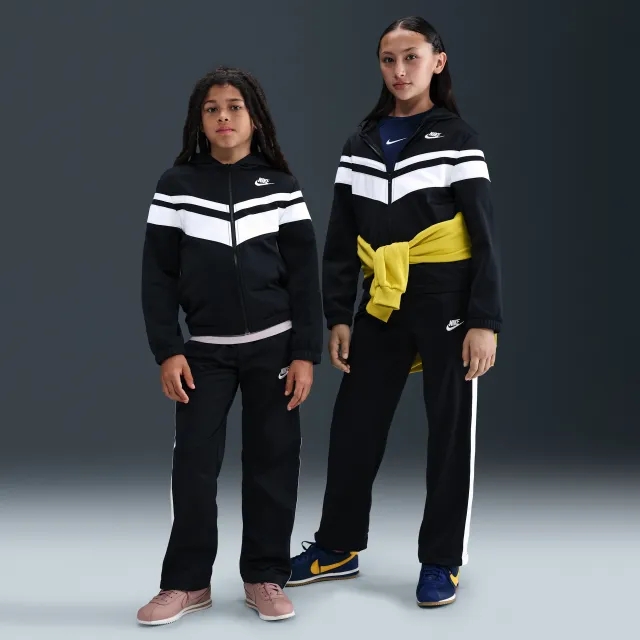 Nike Sportswear Older Kids' Dri-FIT Hooded Tracksuit - Black - Sustainable Materials