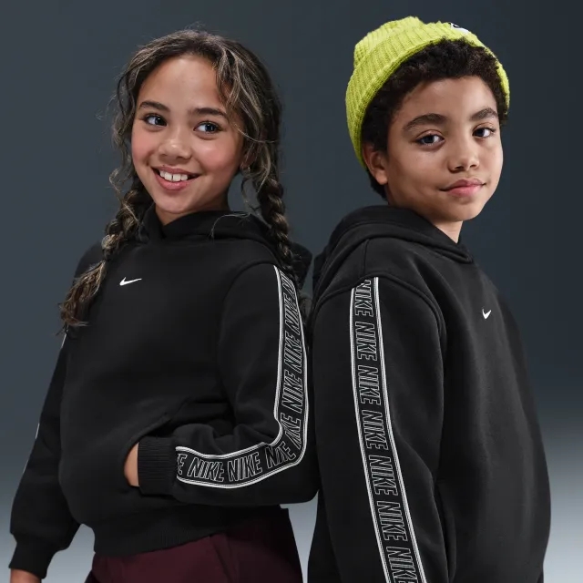 Nike Sportswear Club Fleece Older Kids' Pullover Hoodie - Black - Fleece