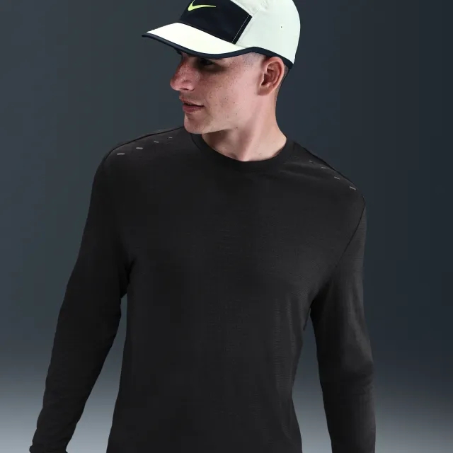 Nike Run Wool Men's Dri-FIT ADV Long-Sleeve Running Top - Black
