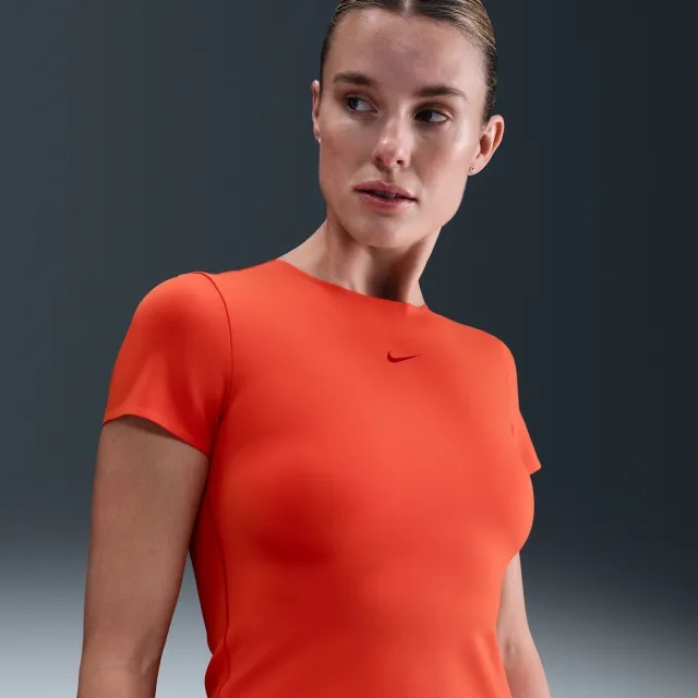 Nike Form Women's Short-Sleeve Top - Red - Sustainable Materials