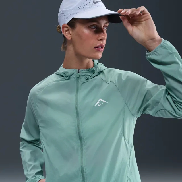 Nike Trail Women's Repel Running Jacket - Green - Recycled Nylon