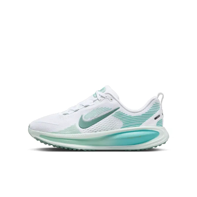 Nike Vomero 18 Older Kids' Road Running Shoes - White