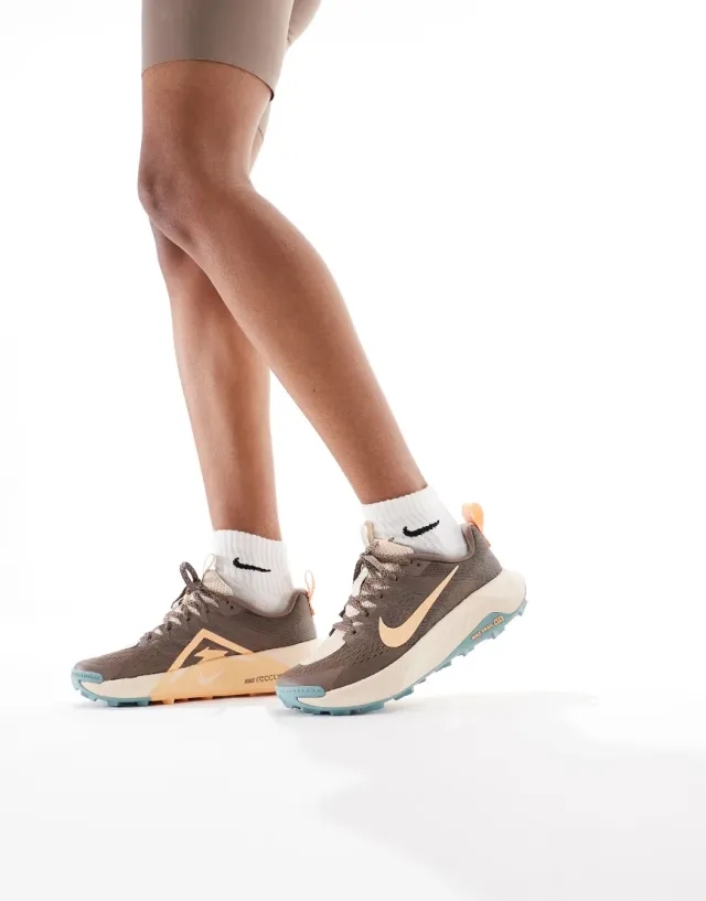 Nike Wildhorse 10 Women's Trail Running Shoes - FA25