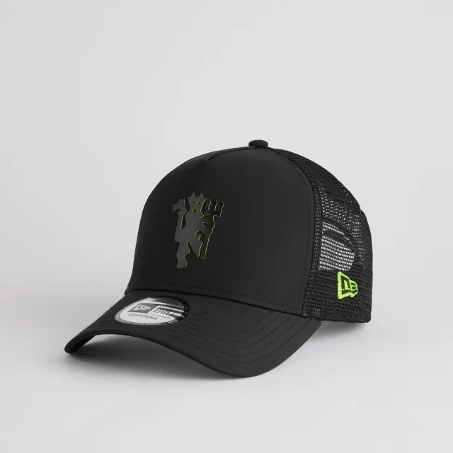 Manchester United x New Era Tonal Devil Trucker Cap Black