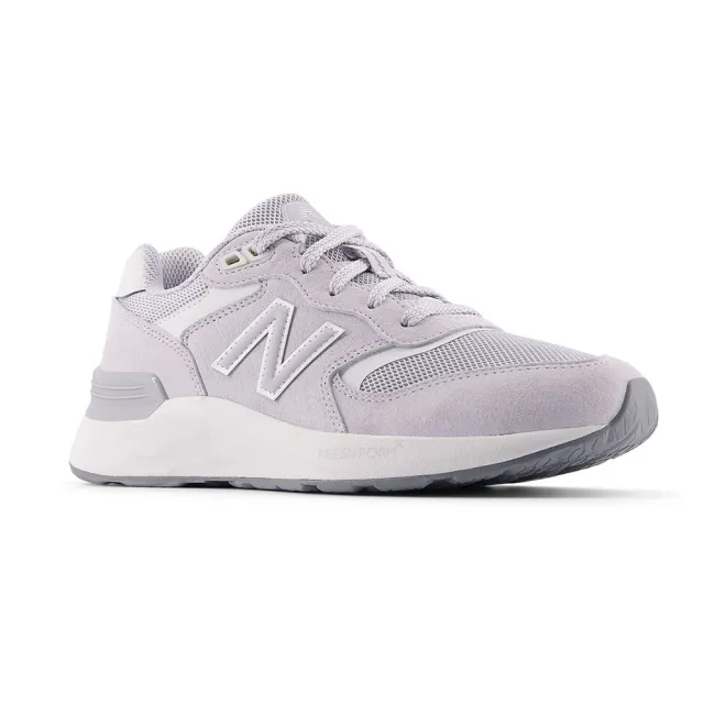 New Balance Women's Fresh Foam Walking 880 v7 in Grey Synthetic