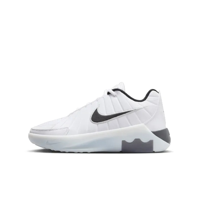 Nike LeBron Witness 9 Older Kids' Basketball Shoes - White