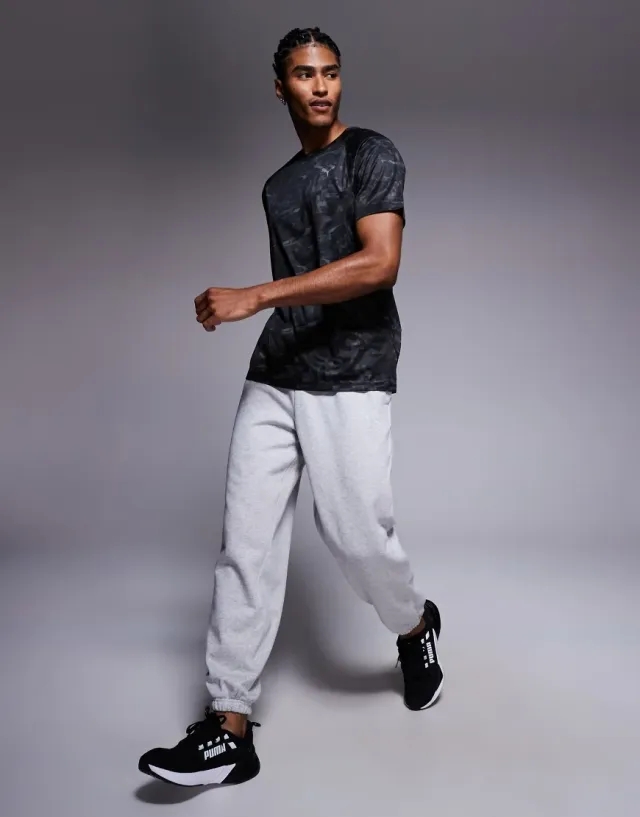 Puma X Hyrox Fleece Sweatpants In Light Gray Heather-Grey