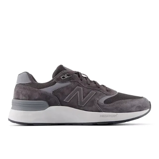 New Balance Men's Fresh Foam Walking 880 v7 in Black Synthetic