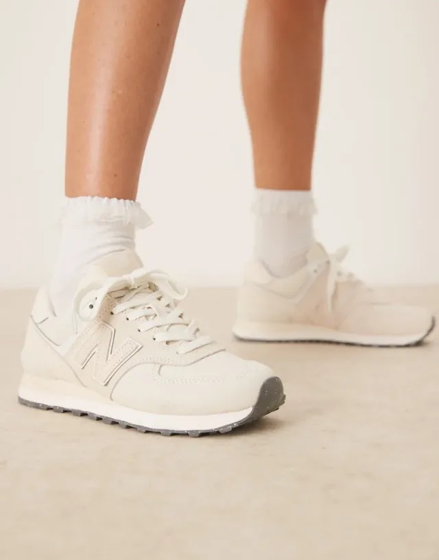 New Balance Women's 574 in Beige/White Suede/Mesh