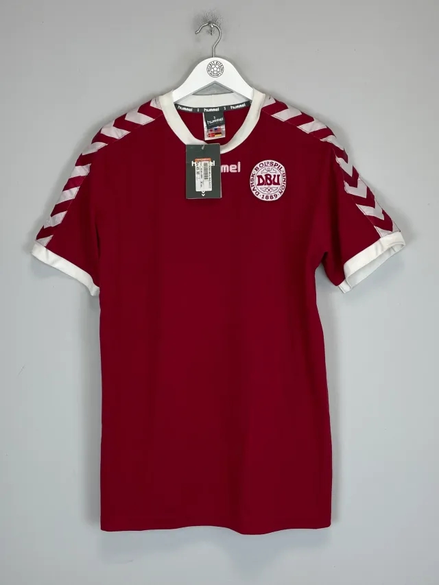 2002/03 DENMARK *BNWT* HOME SHIRT (L) HUMMEL | Cult Kits