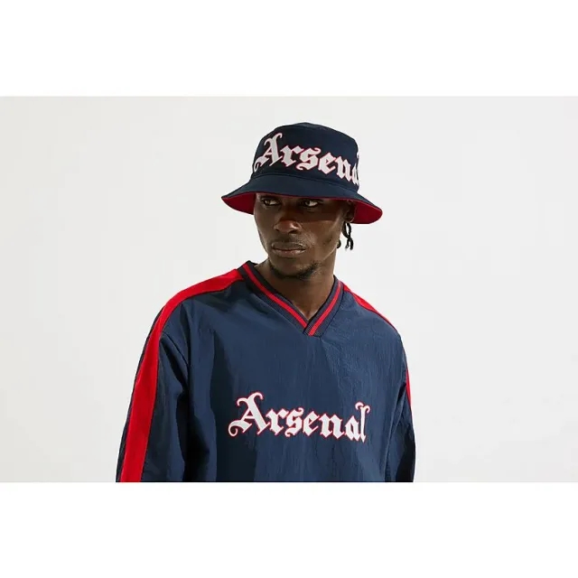 Arsenal 47 Navy Gothic Bucket Hat, Multicolor