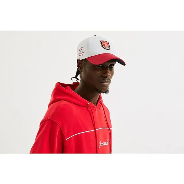 Arsenal 47 White Retro Crest Cap, Multicolor