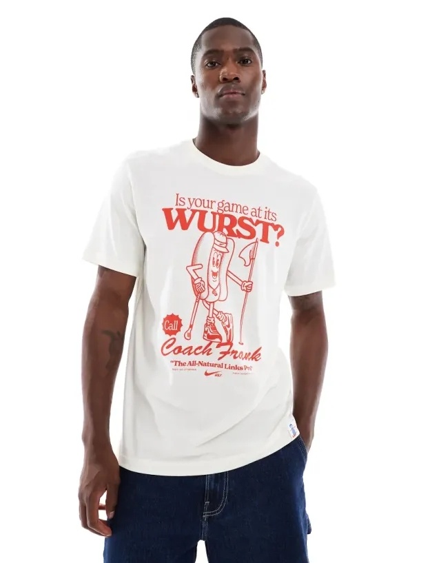 Nike Graphic T-Shirt In Cream-White