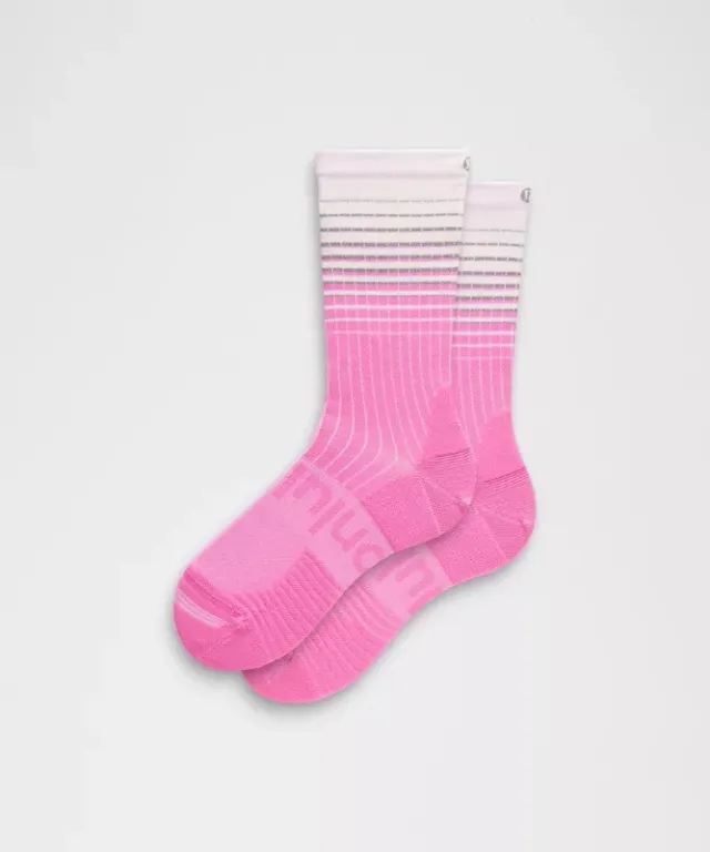 lululemon – Unisex Power Stride Crew Socks Reflective Grid – Color Pink – Size L