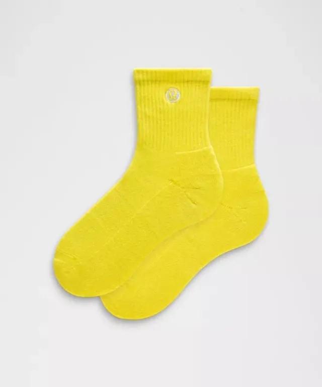 lululemon – Unisex Daily Essential Quarter Socks – Color Yellow/Neon – Size L