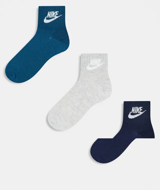 Nike Sportswear Everyday Essential 3 Pack Socks In Multi