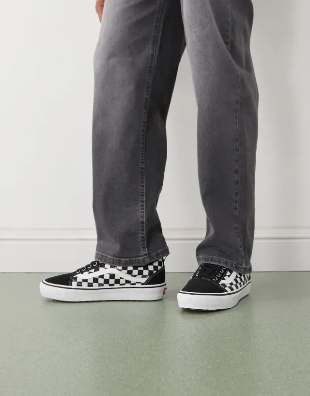 Vans Mte Old Skool Insulated In Black/White Checker