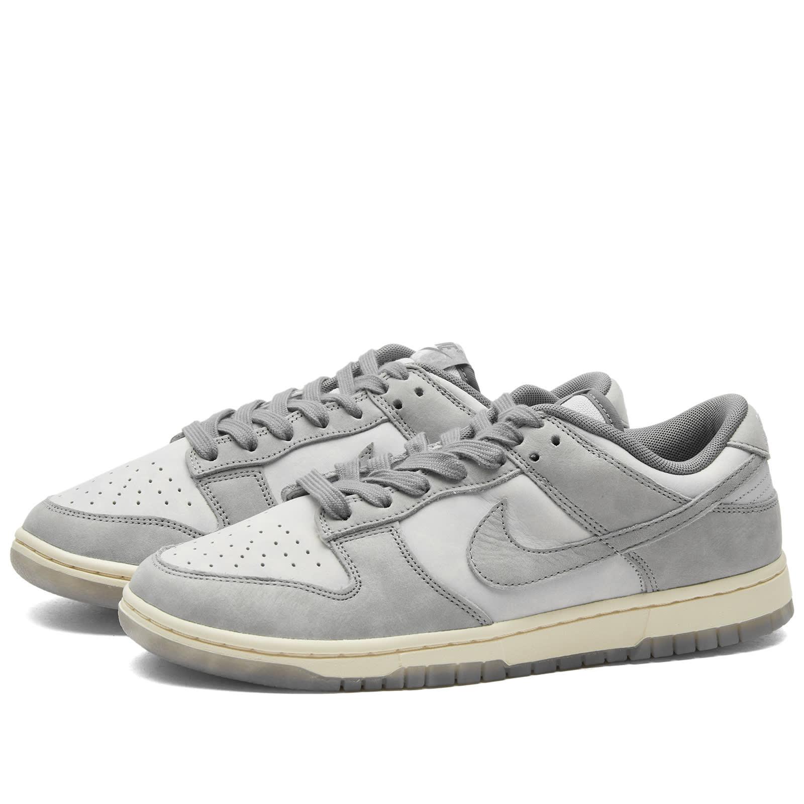 Nike Dunk Low Women's - Grey, Grey