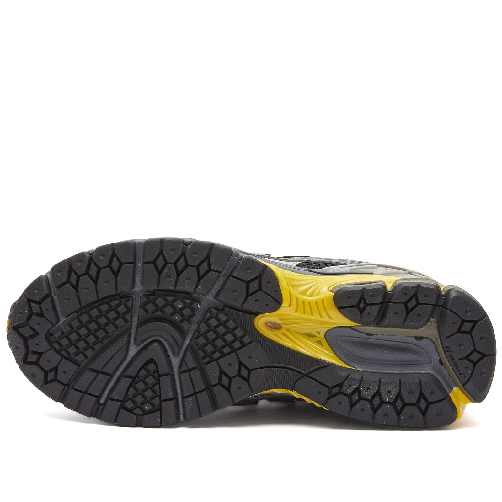 New Balance 1906R - Black - Mens